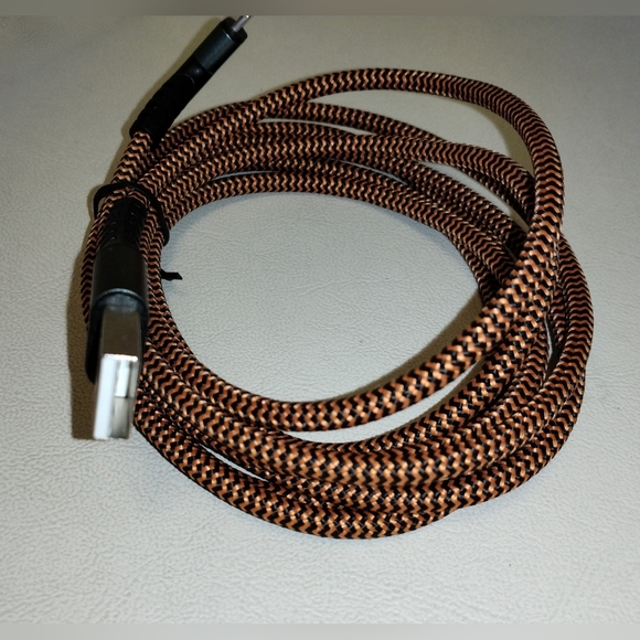 ToughTested Braided 6 Ft. Cable with USB to Lightning Cable UNUSED - Picture 5 of 5